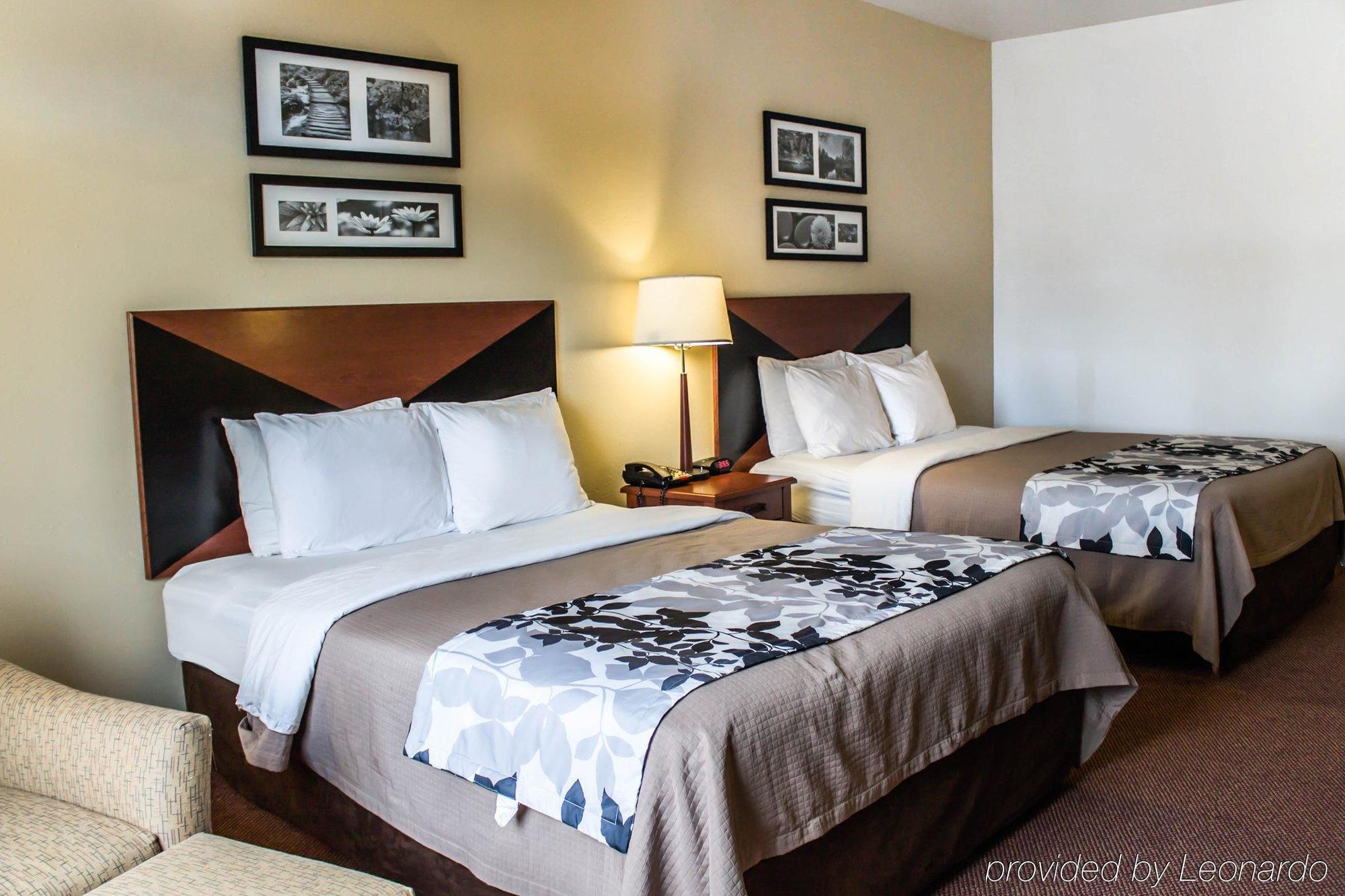 Quality Inn & Suites Chambersburg Eksteriør billede