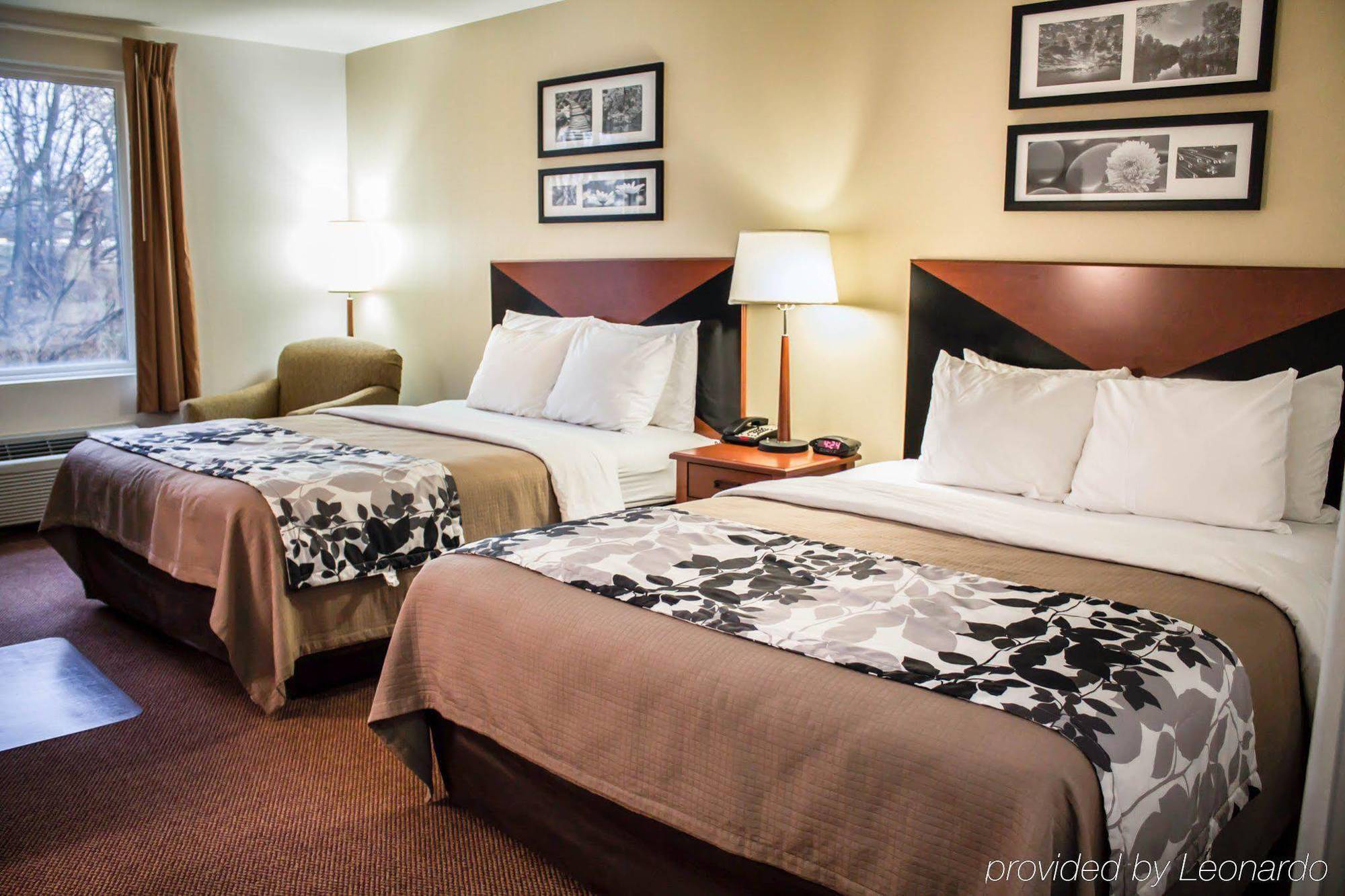 Quality Inn & Suites Chambersburg Eksteriør billede