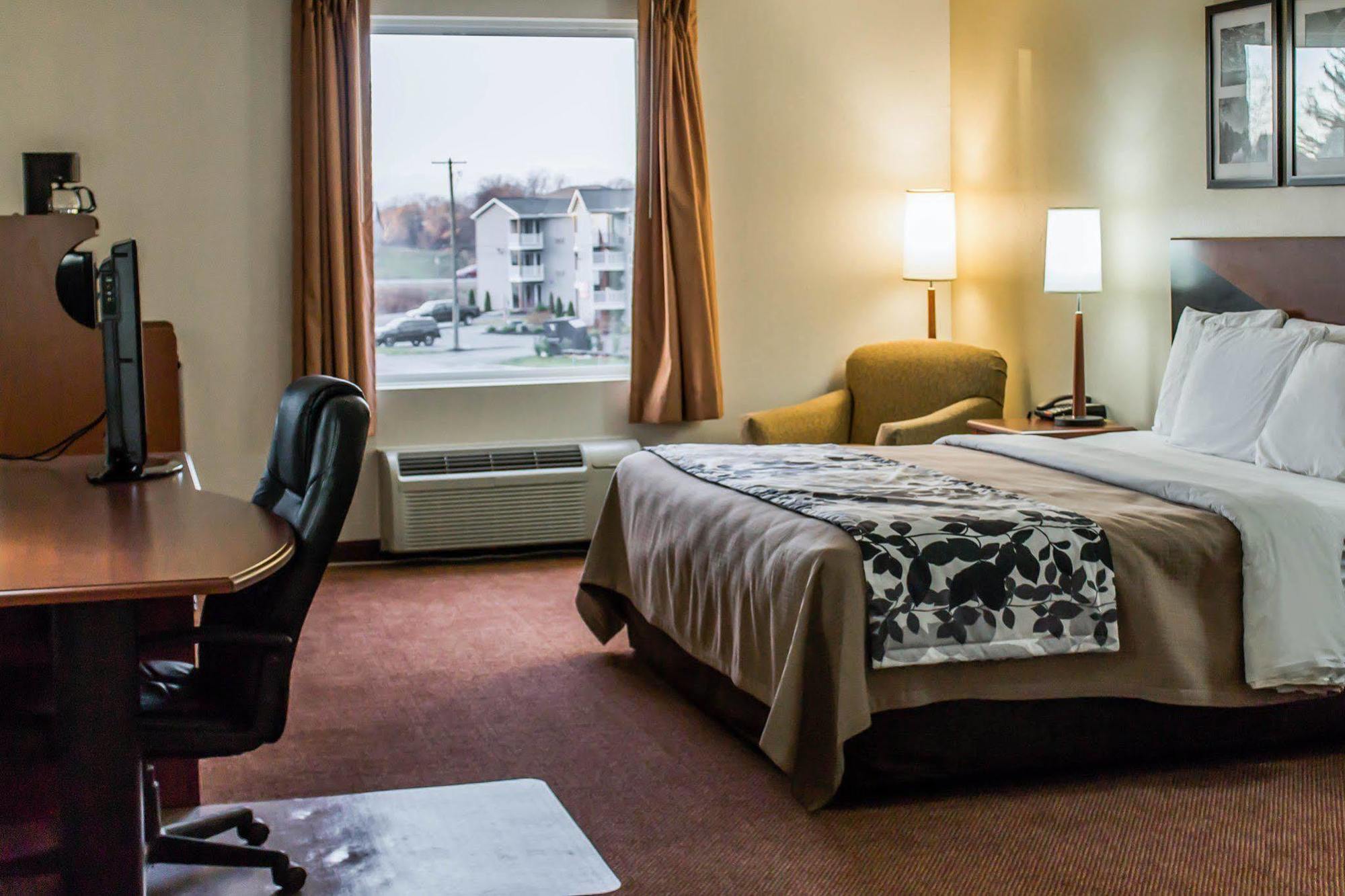 Quality Inn & Suites Chambersburg Eksteriør billede
